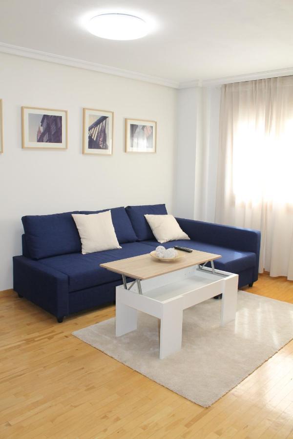 Appartamento Duenas Oviedo Esterno foto